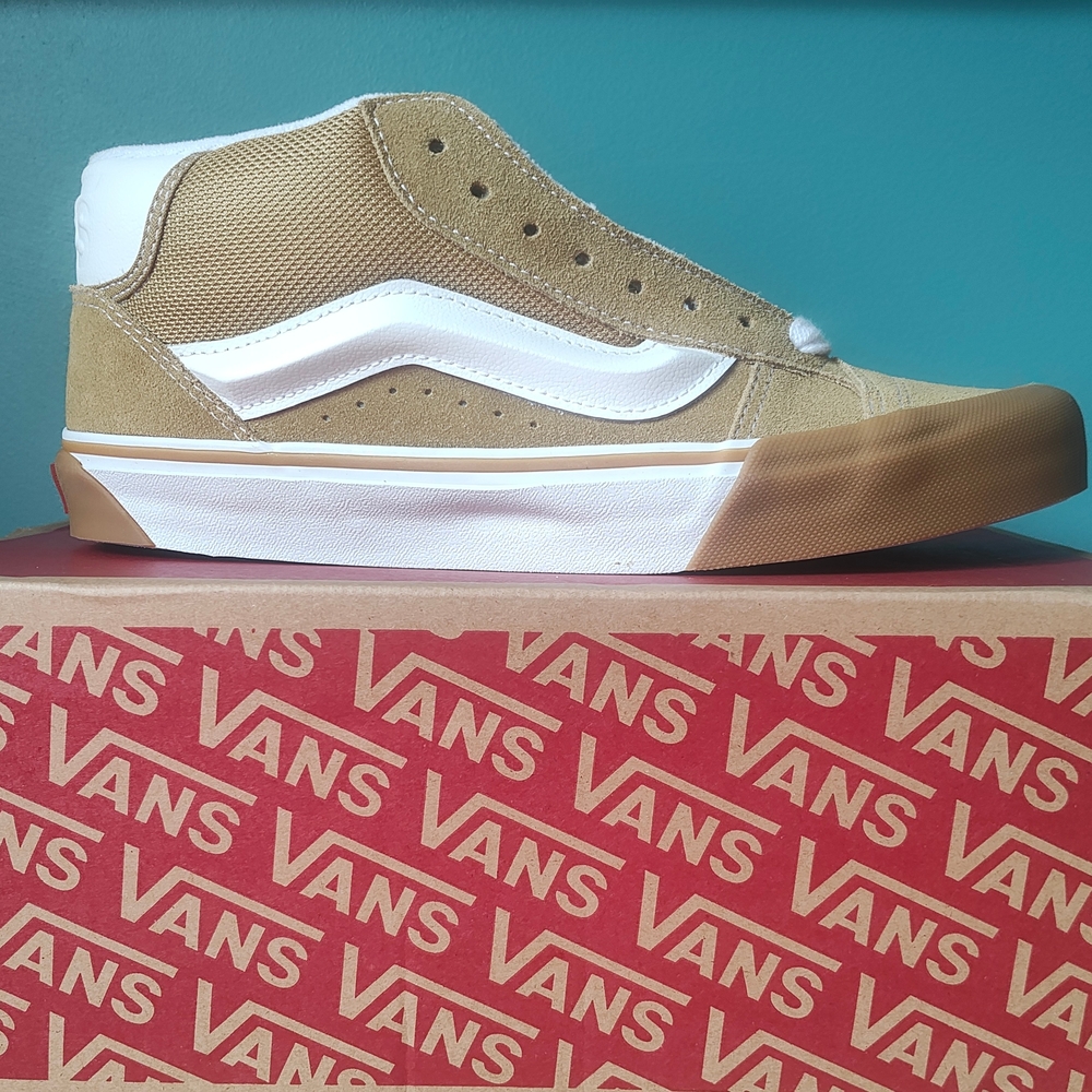 Vans Knu Mid